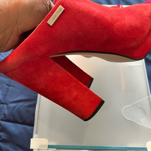 CALVIN KLEIN • Red Leather/Suede High Mule Sandals • 7 • - Picture 5 of 10